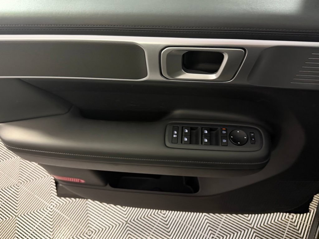 Used 2025 Hyundai Santa Fe XRT AWD/4WD image 22