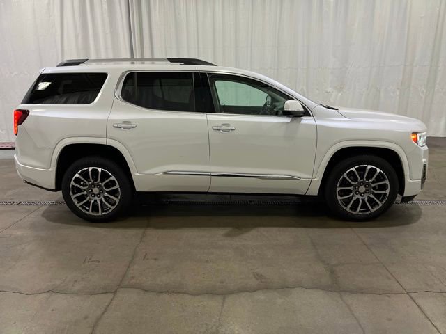 Used 2020 GMC Acadia Denali w/ Denali Ultimate Package AWD/4WD image 3