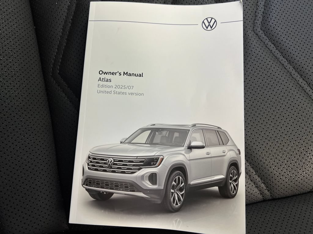 Used 2026 Volkswagen Atlas SE FWD image 37