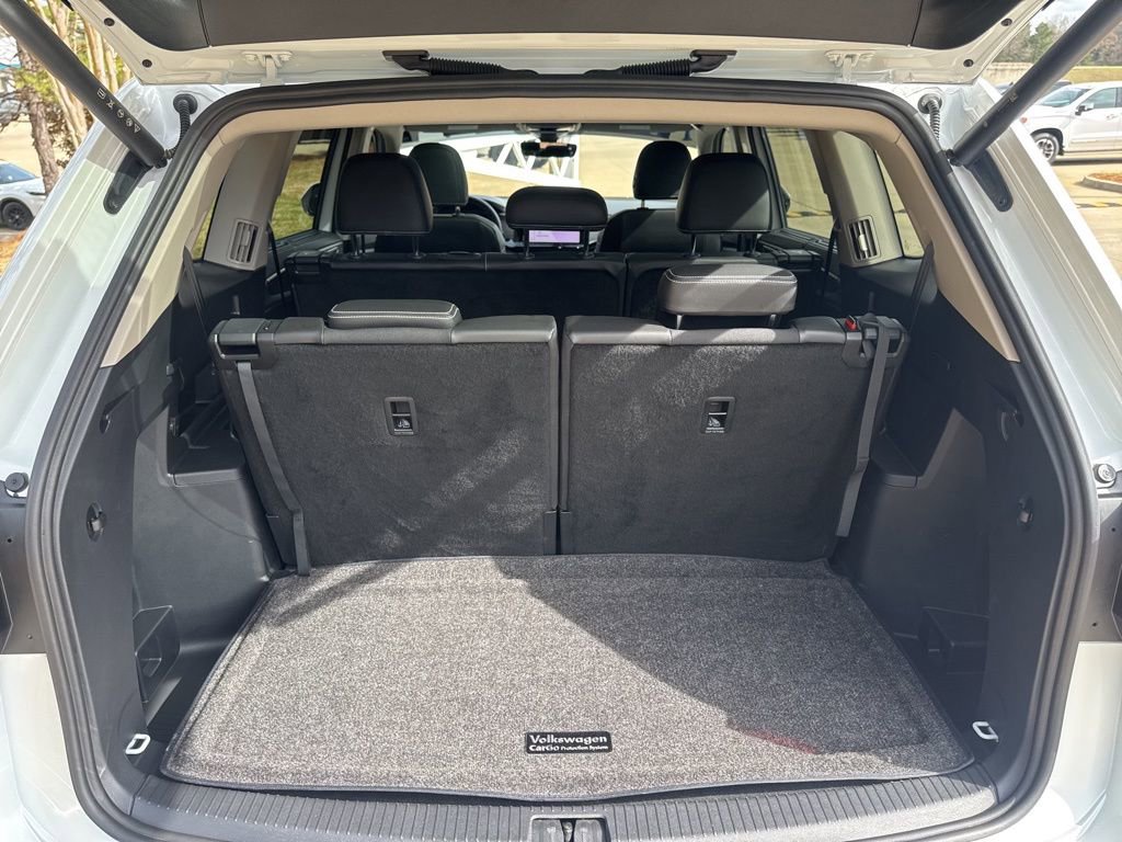 Used 2024 Volkswagen Atlas SEL image 16