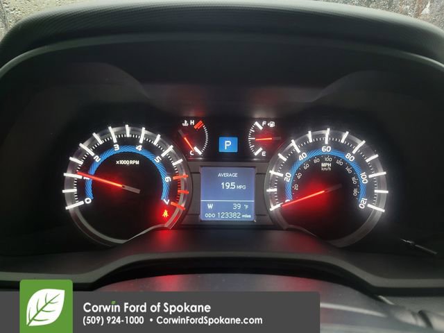 Used 2016 Toyota 4Runner SR5 image 28