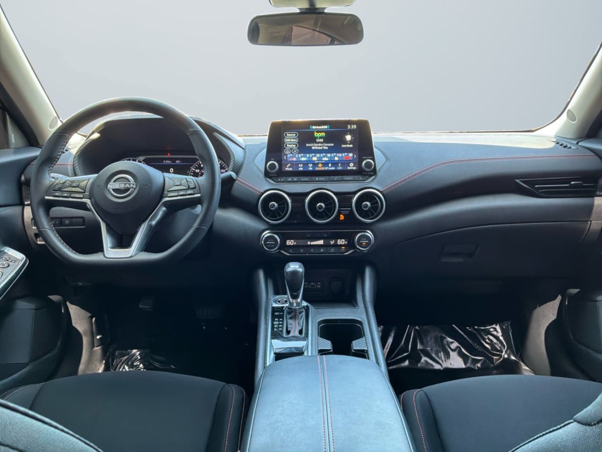 Used 2025 Nissan Sentra SR w/ Midnight Edition FWD image 10