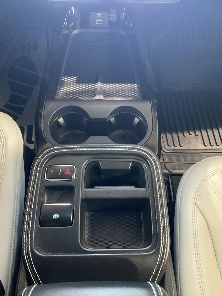 Used 2025 Ford Mustang Mach-E Premium image 19