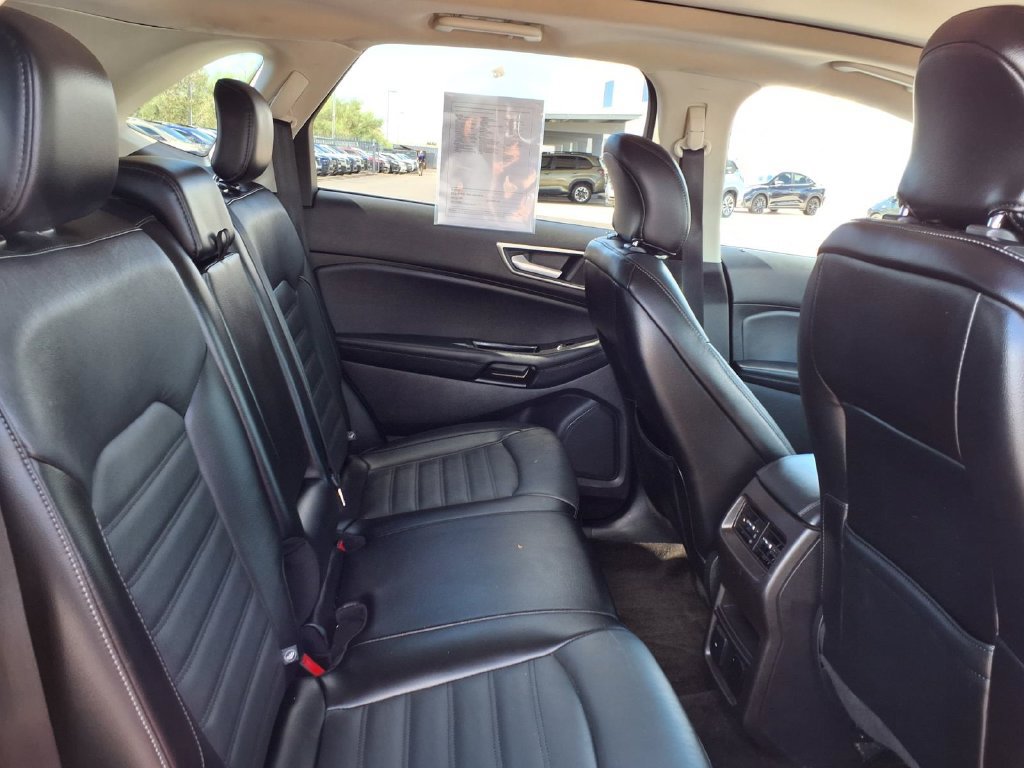 Used 2018 Ford Edge SEL w/ Equipment Group 201A FWD image 22