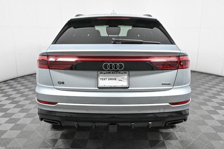 New 2025 Audi Q8 Premium Plus image 23