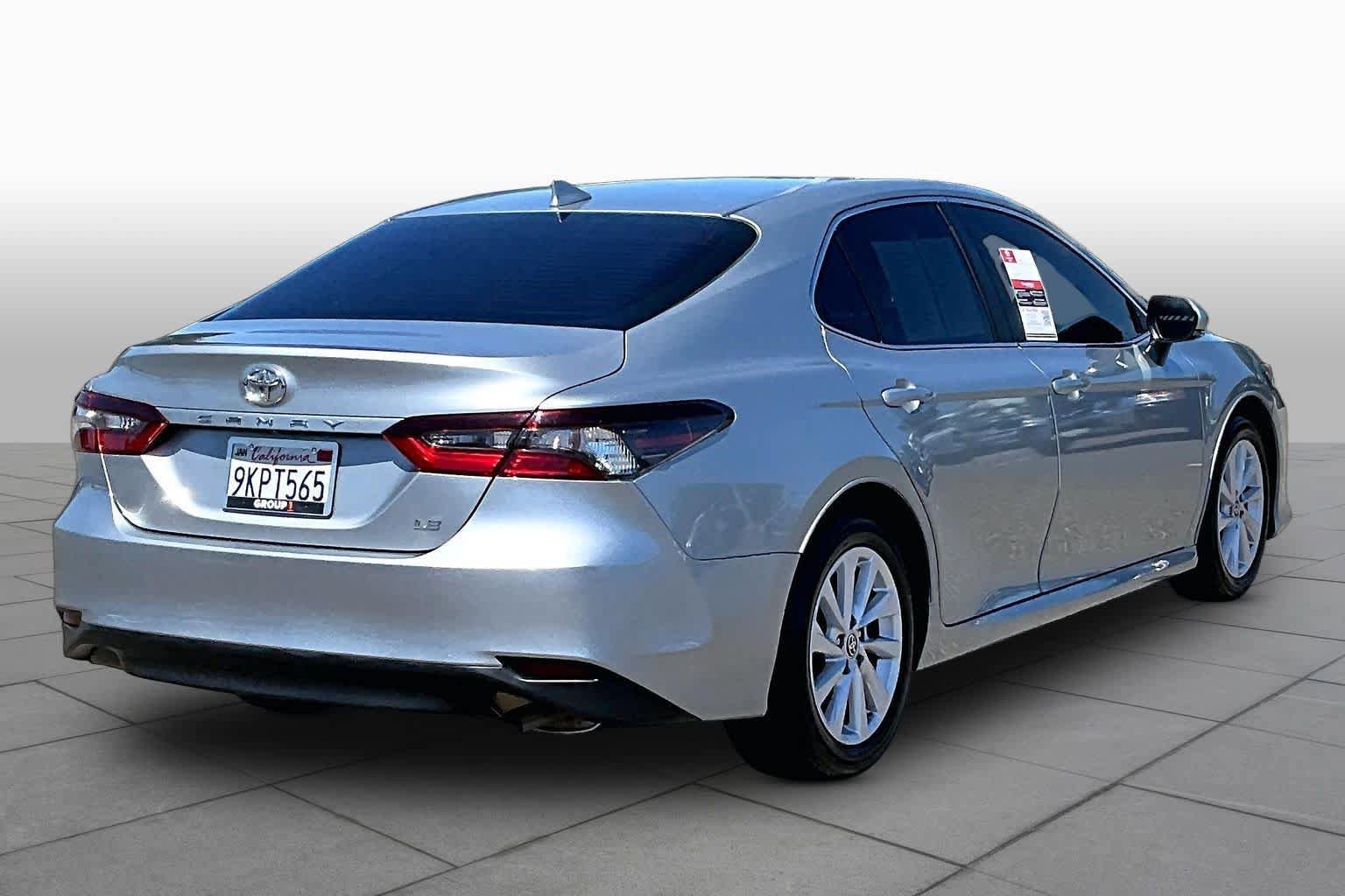 Used 2024 Toyota Camry LE w/ Convenience Package FWD image 12