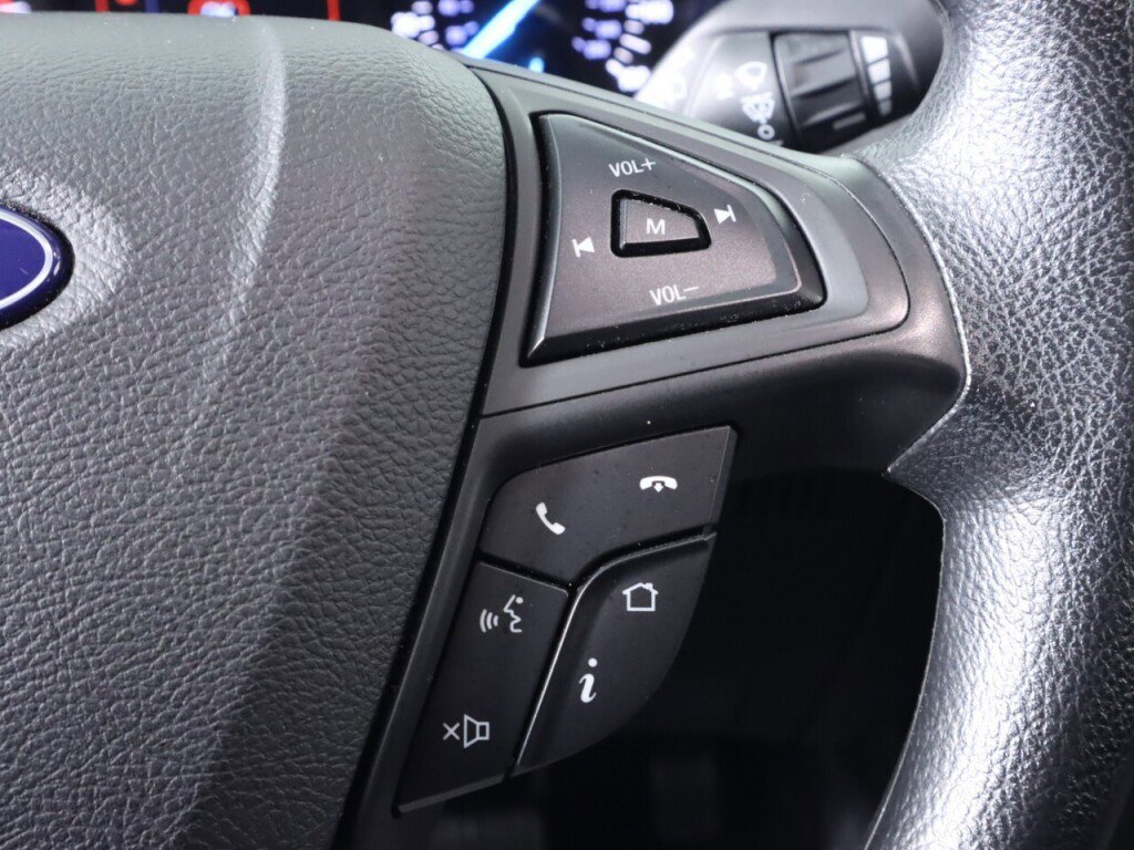 Used 2019 Ford Edge SE w/ SE Fleet Driver's Package FWD image 13