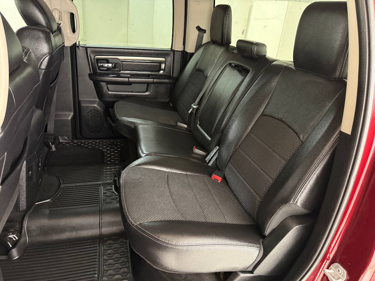 Used 2018 RAM 2500 Lone Star w/ Sport Appearance Group AWD/4WD image 34