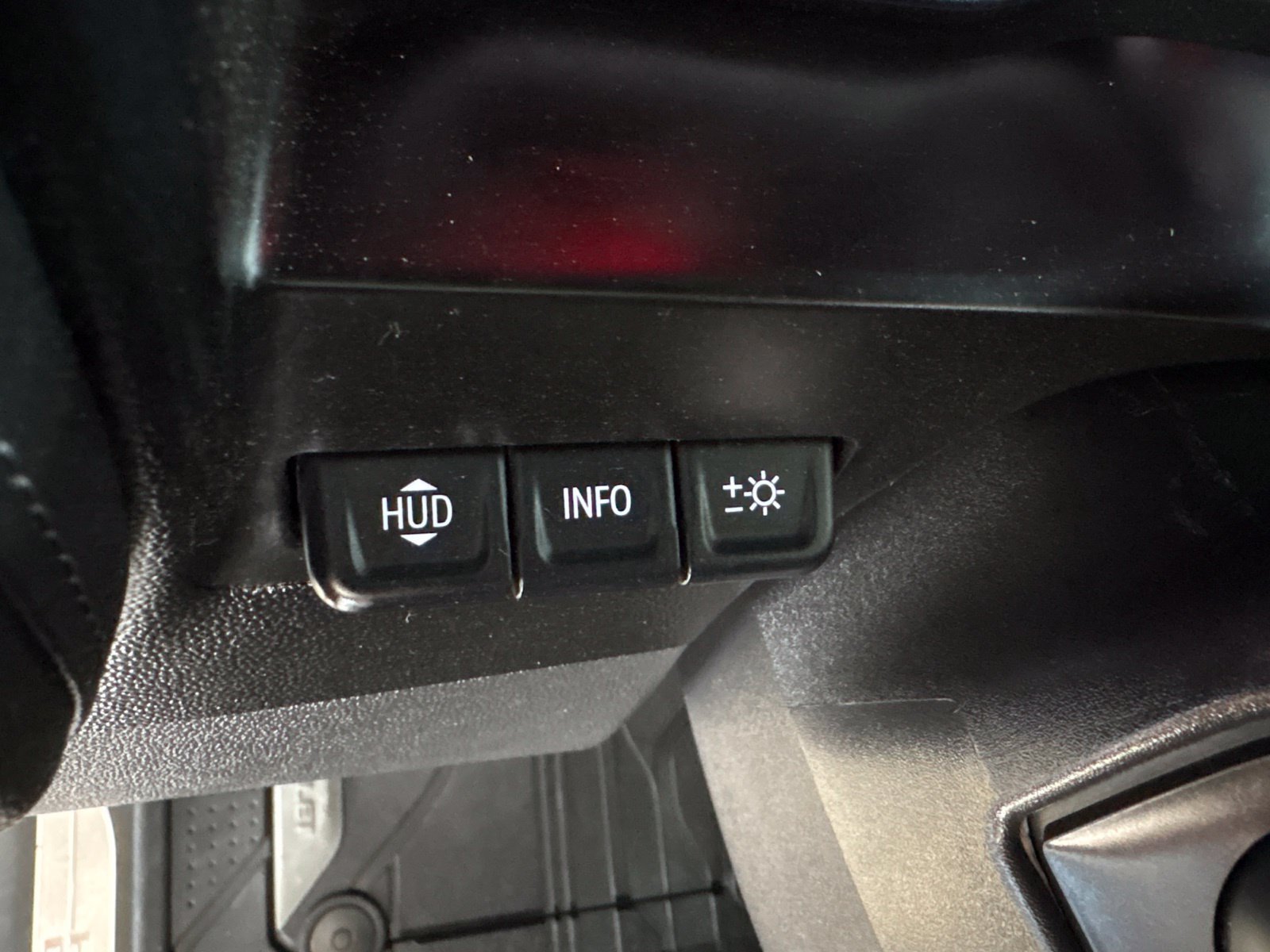 Used 2020 Chevrolet Silverado 1500 High Country w/ Technology Package AWD/4WD image 16