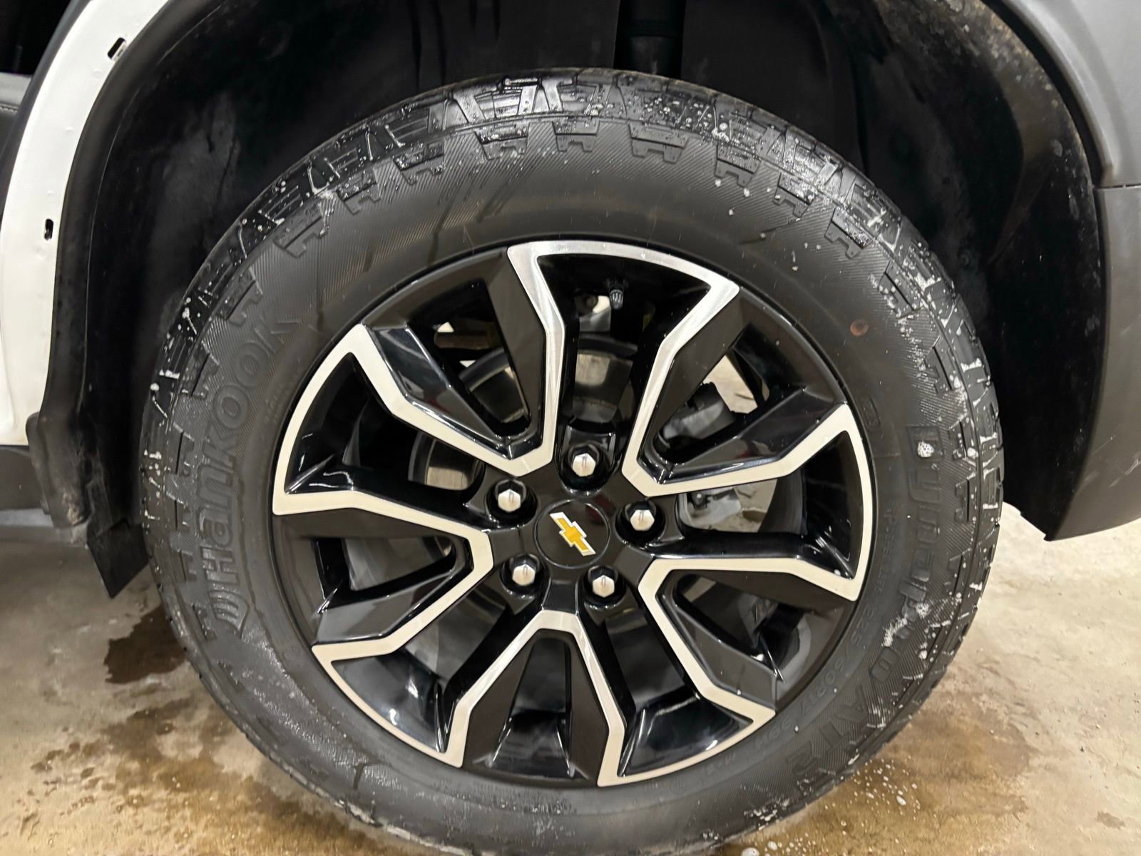 Used 2023 Chevrolet TrailBlazer ACTIV w/ Convenience Package FWD image 9