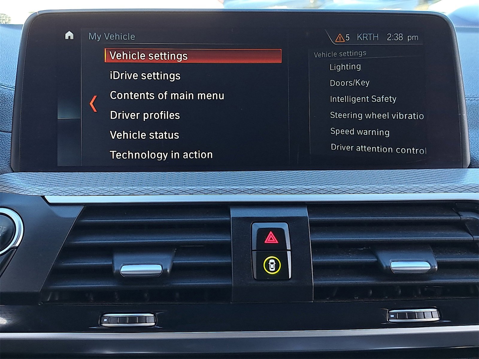 Used 2018 BMW X3 xDrive30i w/ M Sport Package image 25