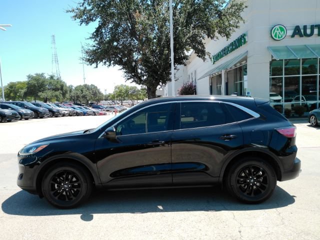 Used 2020 Ford Escape SE FWD image 6
