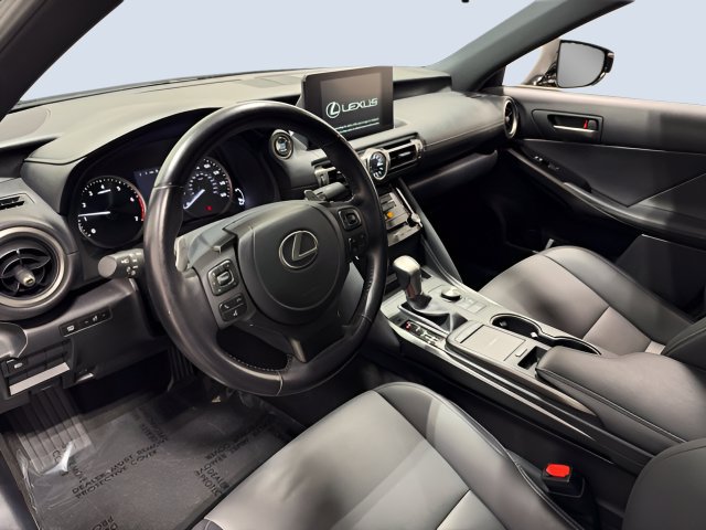 Used 2022 Lexus IS 300 RWD image 13