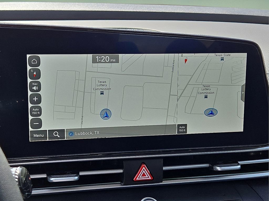 Used 2024 Hyundai Elantra SEL image 25