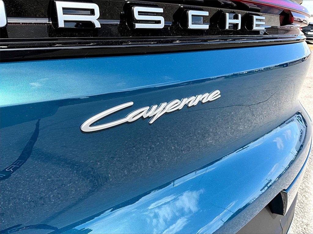 New 2026 Porsche Cayenne image 24