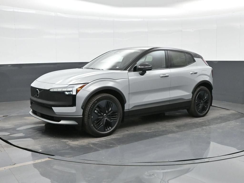 New 2026 Volvo EX30 Cross Country Ultra w/ Protection Package Premier AWD/4WD image 3