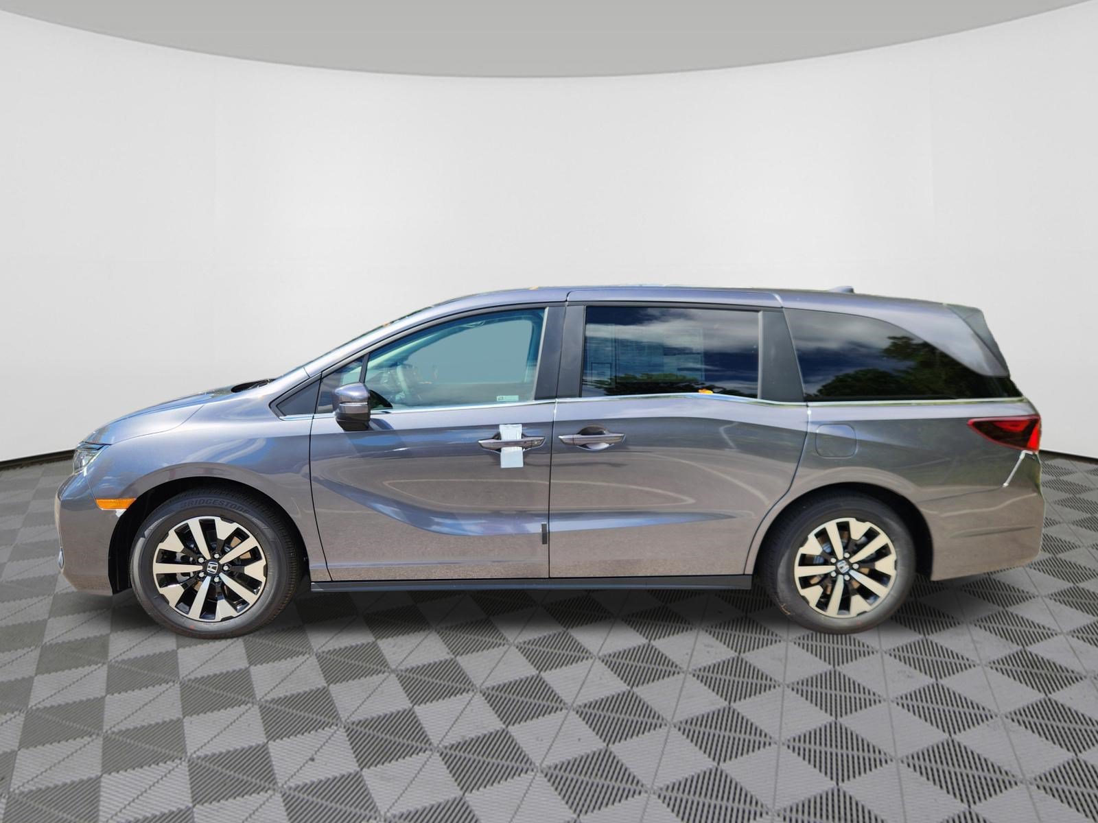 New 2026 Honda Odyssey EX-L image 5
