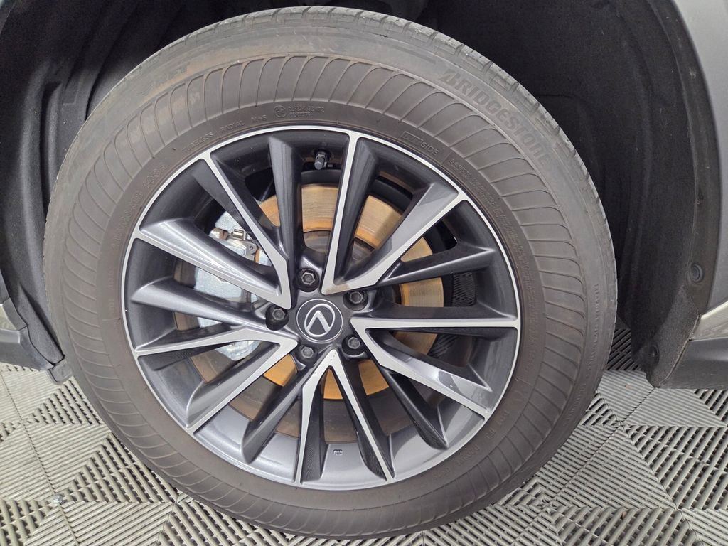 Used 2024 Lexus NX 250 FWD image 10