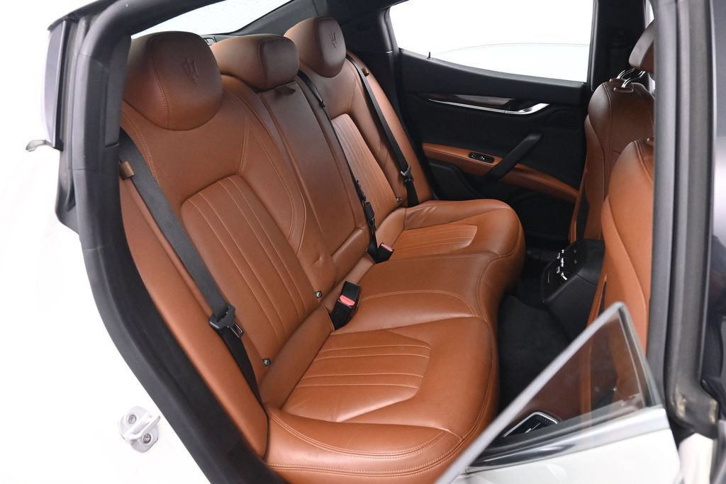 Used 2019 Maserati Ghibli S Q4 AWD/4WD image 22