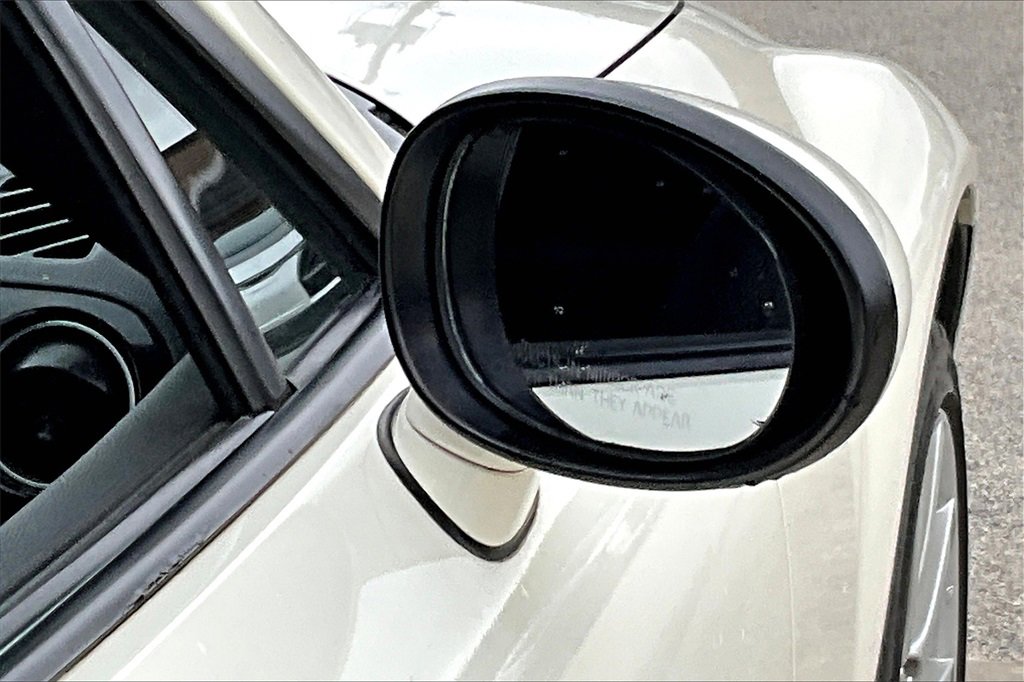 Used 2008 MAZDA MX-5 Miata Touring image 21