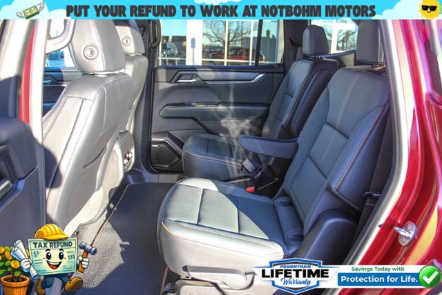 Used 2024 GMC Acadia AT4 image 13