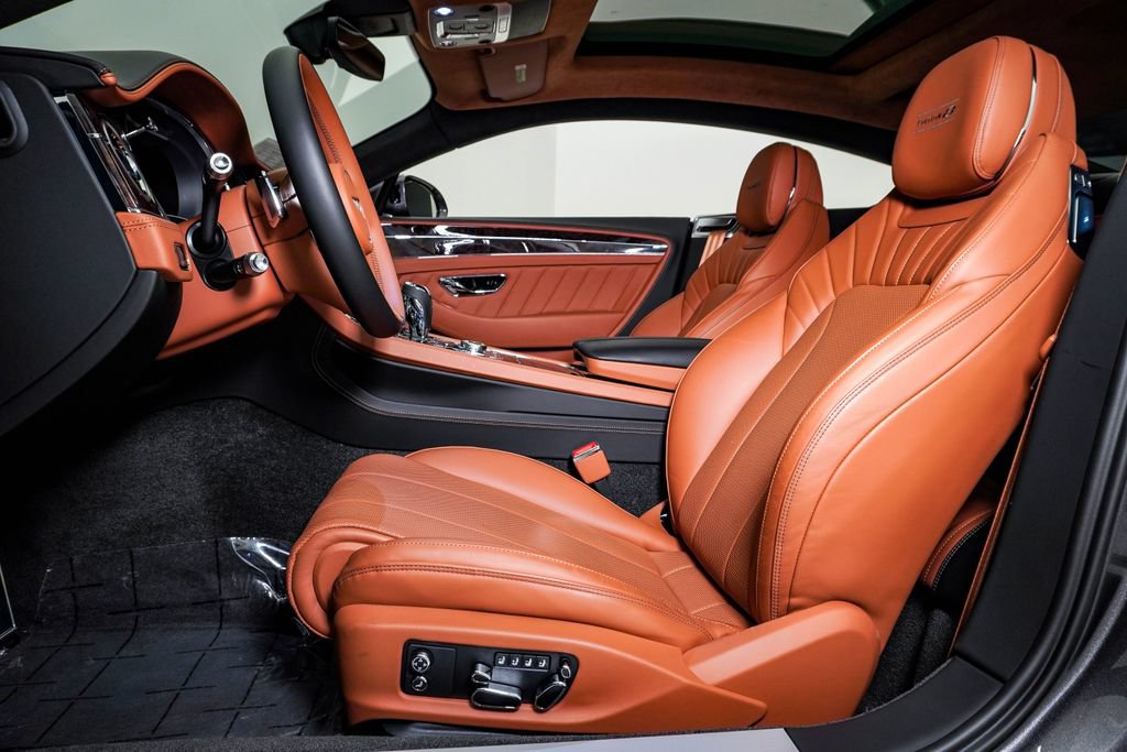 Used 2024 Bentley Continental GT AWD/4WD image 19
