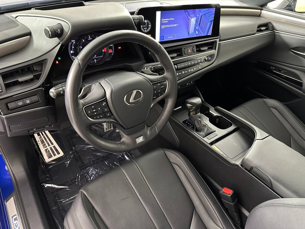 Used 2023 Lexus ES 350 F Sport w/ Accessory Package (Z1) FWD image 17