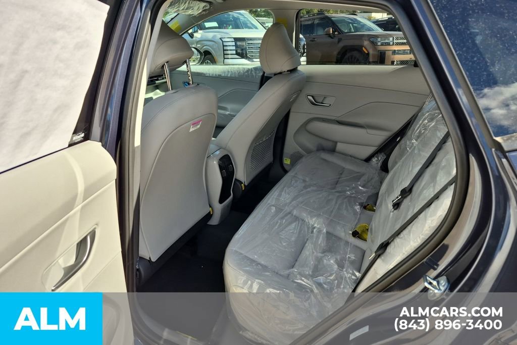 Used 2026 Hyundai Kona SEL Premium image 17