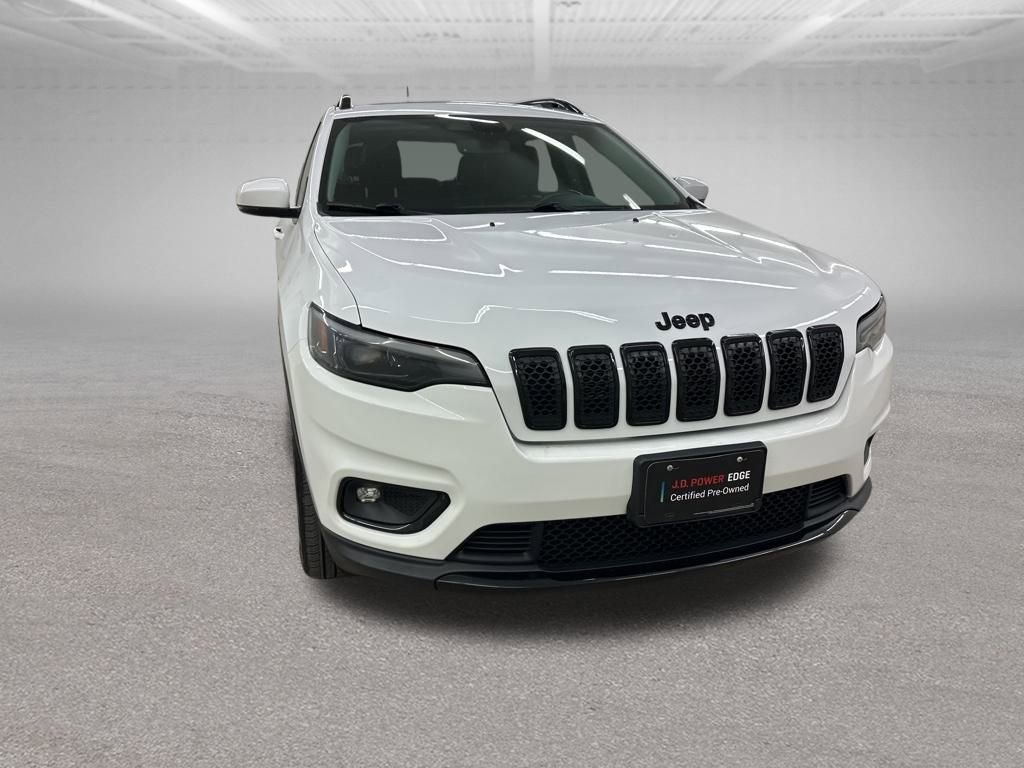Used 2019 Jeep Cherokee Latitude Plus image 3