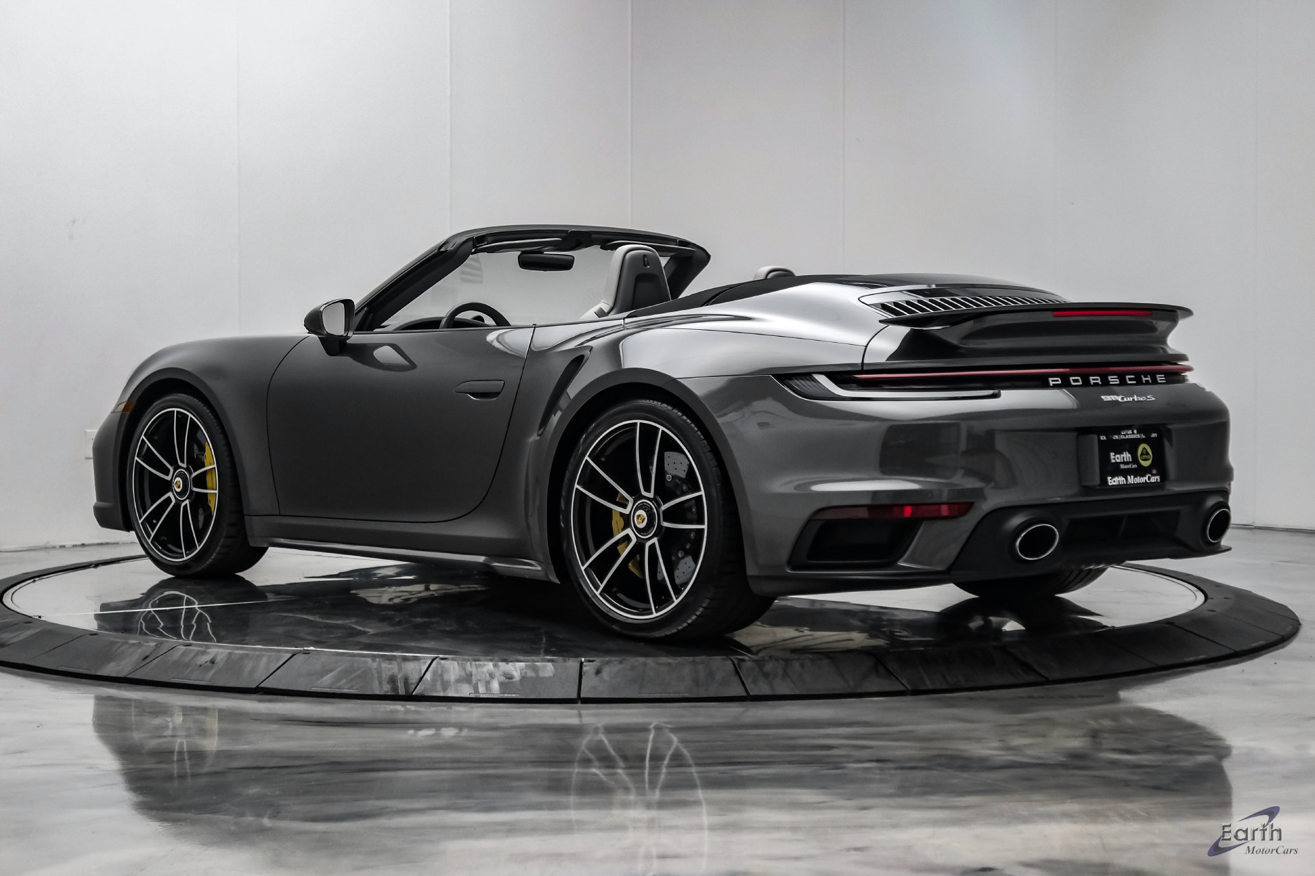 Used 2024 Porsche 911 Turbo S AWD/4WD image 12