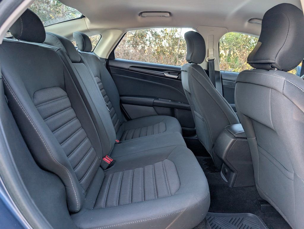 Used 2018 Ford Fusion S w/ Equipment Group 101A image 20