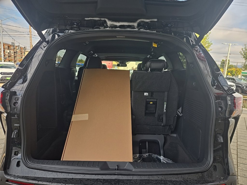 New 2026 Toyota Sienna XLE Woodland Edition AWD/4WD image 28