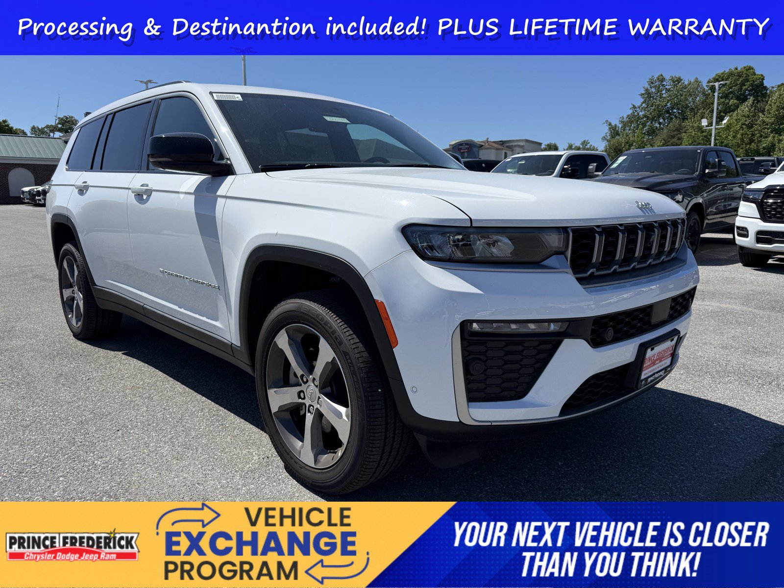 New 2026 Jeep Grand Cherokee L Limited w/ Luxury Tech Group II AWD/4WD image 1