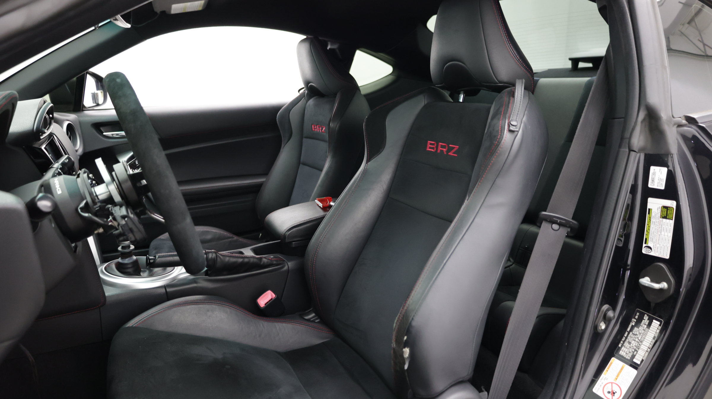Used 2017 Subaru BRZ Limited w/ Popular Package #3 RWD image 14