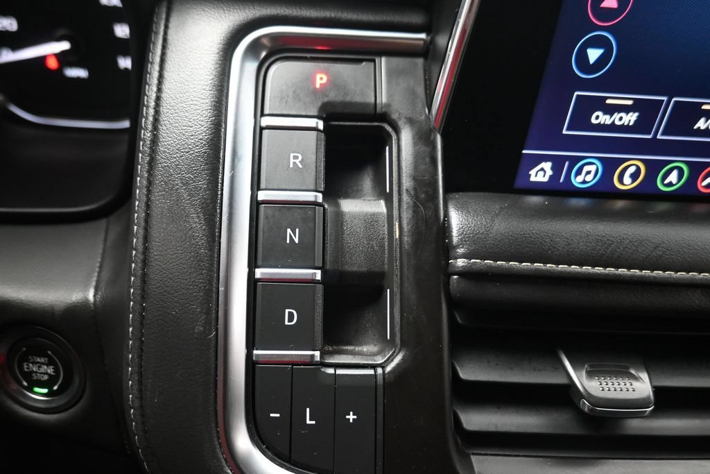 Used 2021 GMC Yukon XL SLT w/ SLT Premium Package RWD image 11