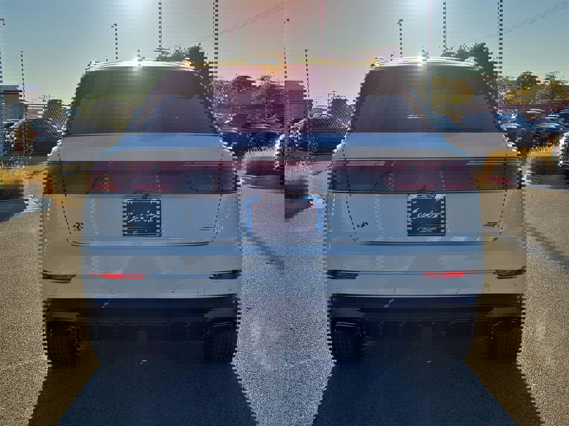 New 2026 Audi Q8 Premium Plus image 12