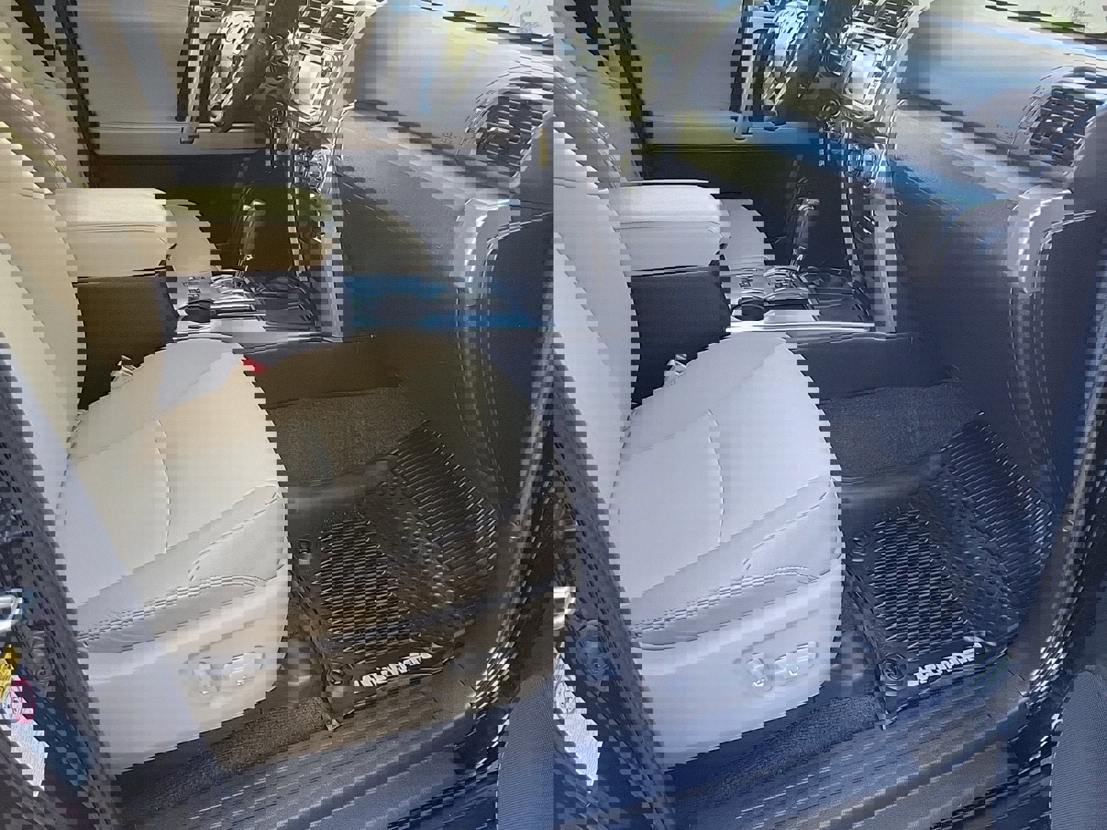 Used 2019 Toyota 4Runner SR5 image 12