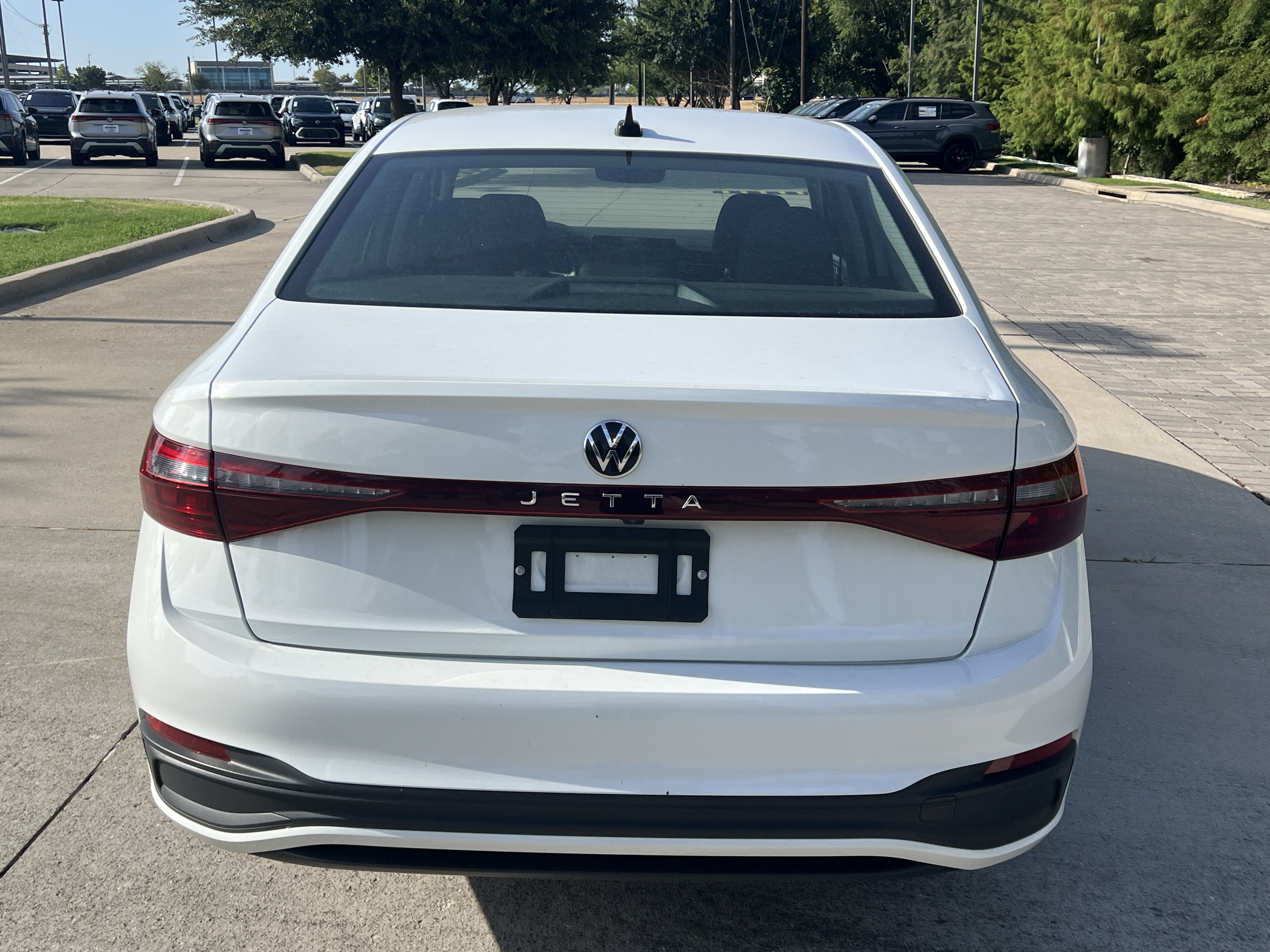 Used 2025 Volkswagen Jetta S FWD image 8