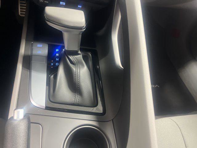 New 2026 Hyundai Elantra Sport image 18