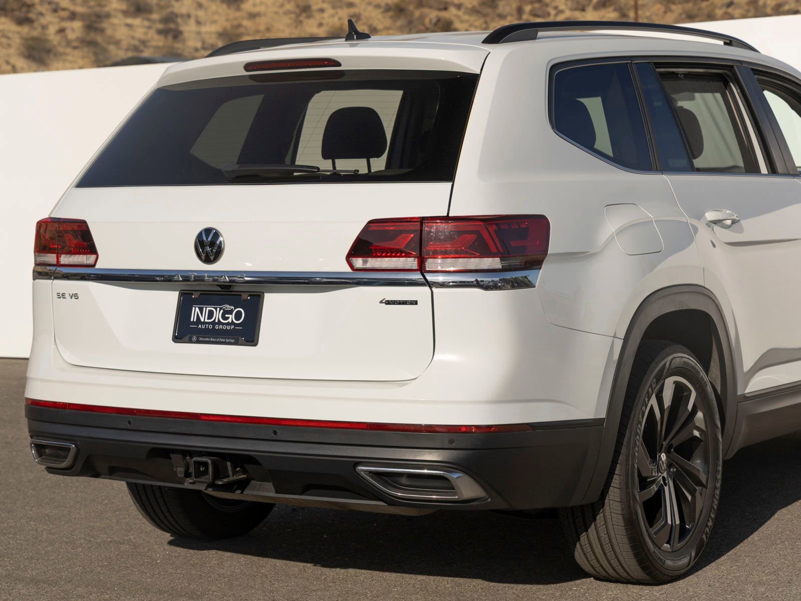 Used 2023 Volkswagen Atlas SE w/ Black Wheel Package AWD/4WD image 11