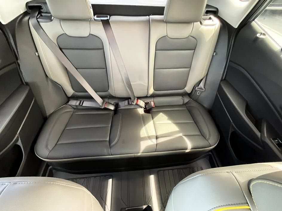 New 2026 Chevrolet Trax ACTIV w/ Sunroof Package FWD image 32