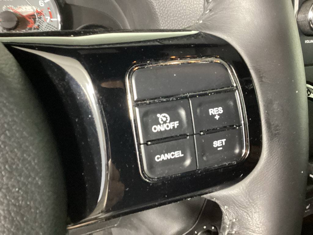 Used 2016 Jeep Wrangler Sahara AWD/4WD image 19