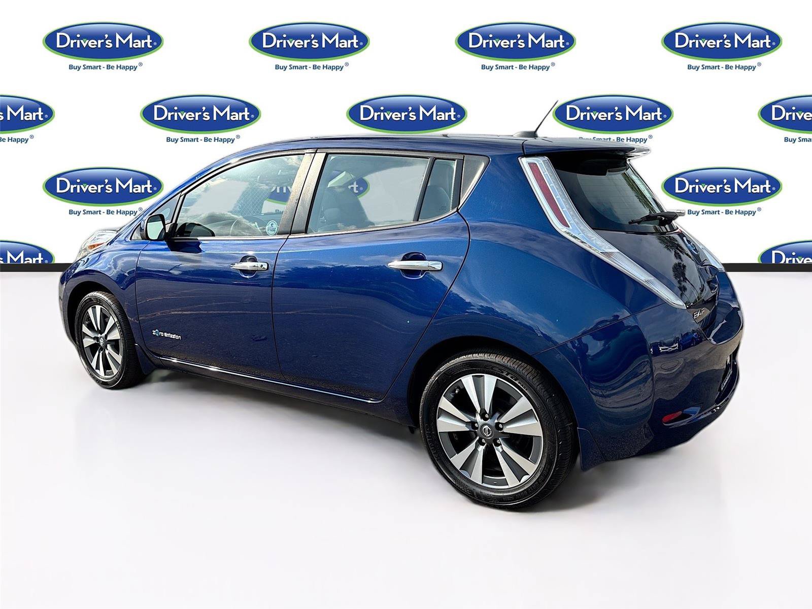 Used 2017 Nissan Leaf SL w/ Premium Package FWD image 5