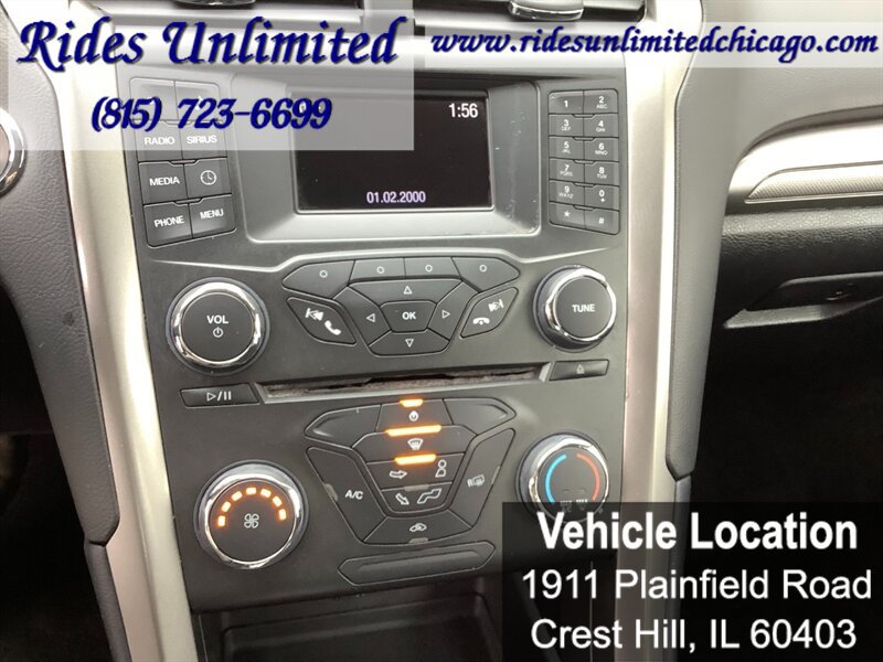 Used 2018 Ford Fusion SE FWD image 18