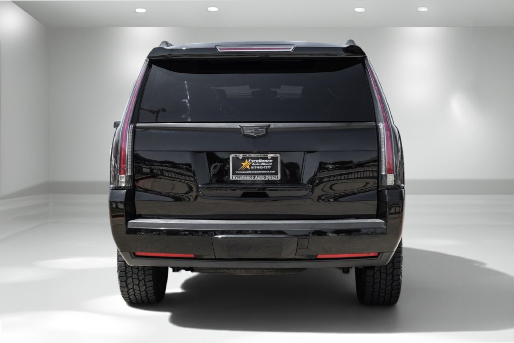 Used 2020 Cadillac Escalade 2WD image 7