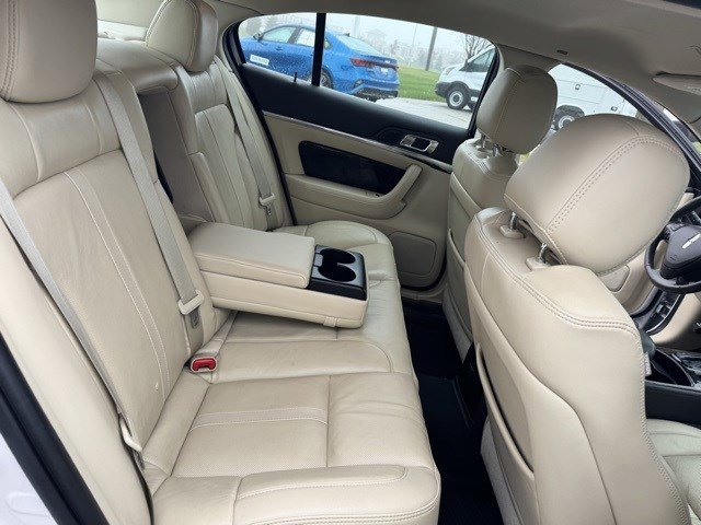 Used 2014 Lincoln MKS AWD w/ Equipment Group 101A image 38