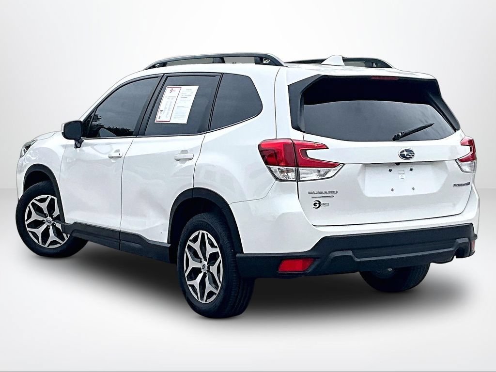Used 2022 Subaru Forester Premium AWD/4WD image 14