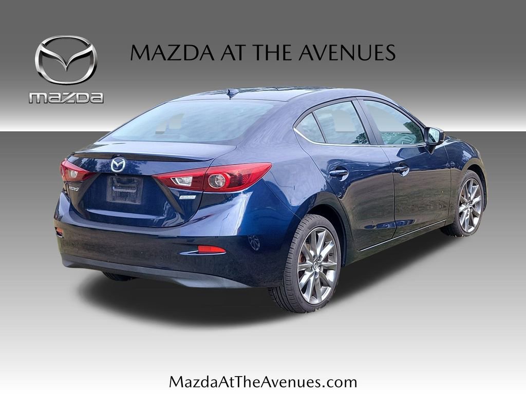 Used 2018 MAZDA MAZDA3 Grand Touring image 16