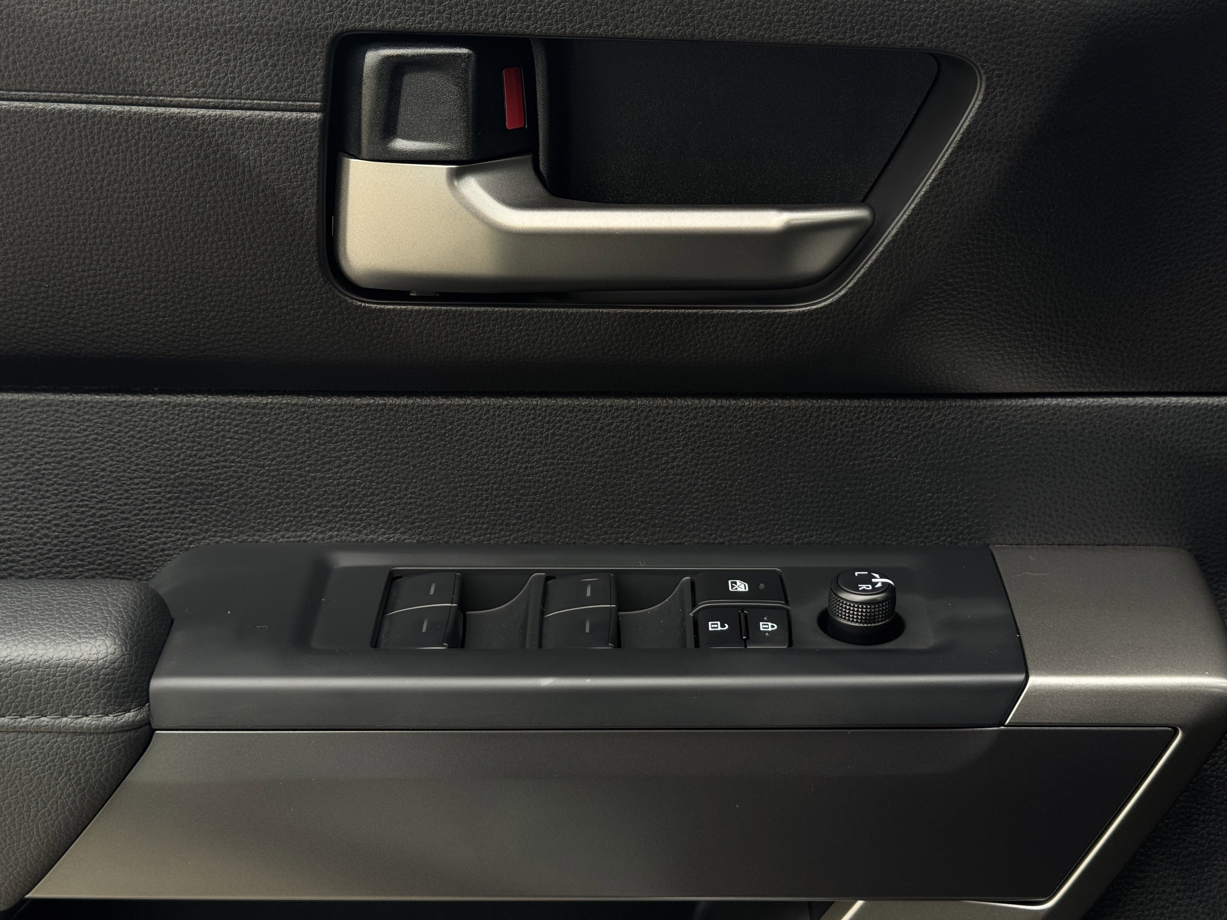 New 2026 Toyota Tundra SR5 AWD/4WD image 25