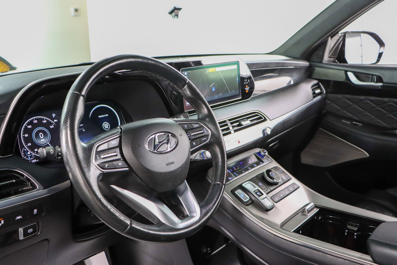 Used 2020 Hyundai Palisade Limited image 23